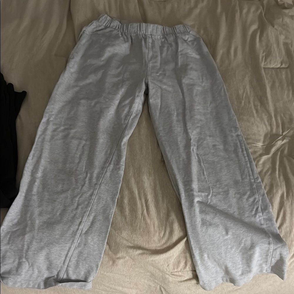 Brandy Melville Gray Sweatpants Comfortable Joggers